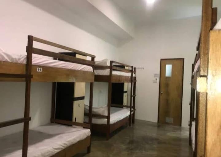 تختخواب در اتاق مشترک, Spot On 90808 Night Stayin2