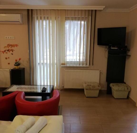 Апартаменты Deluxe 1 Спальня, Major Panzió és étterem