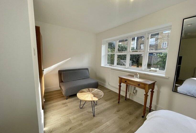 Студия Superior, Finsbury Park Studios
