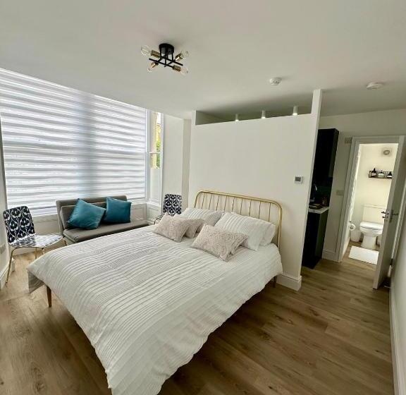 Студия Стандарт, Finsbury Park Studios