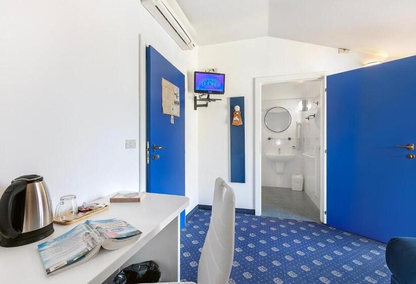 Quarto Estandar Individual, Bike & Wind Hotel Villa Maria   Happy Rentals