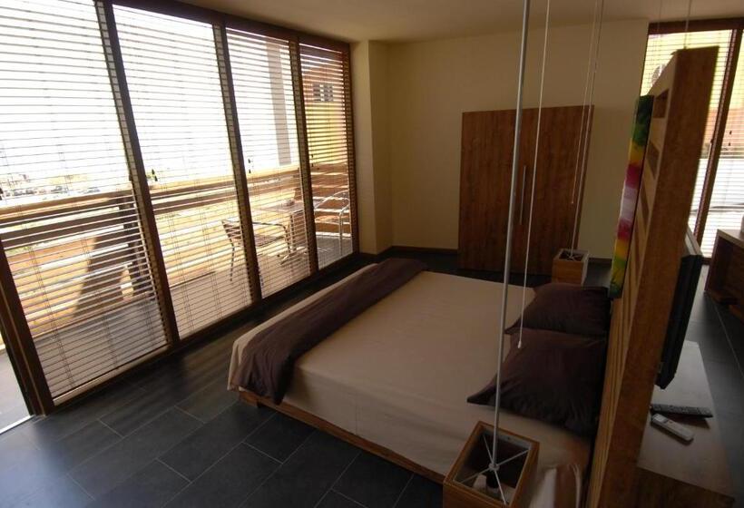 Standard Studio mit Balkon und Meerblick, Design Hotel Logatero