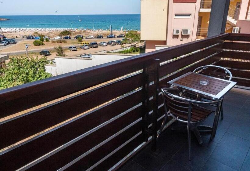Estúdio Standart Vista Mar com Varanda, Design Hotel Logatero