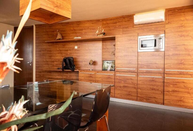 1 Schlafzimmer Penthouse Apartment, Design Hotel Logatero