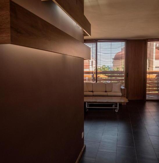 Apartamento Ático 1 Quarto, Design Hotel Logatero