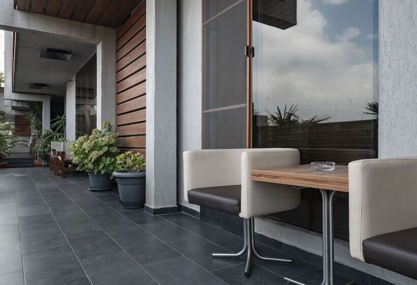 Quarto Estandar Primeiro Andar, Design Hotel Logatero