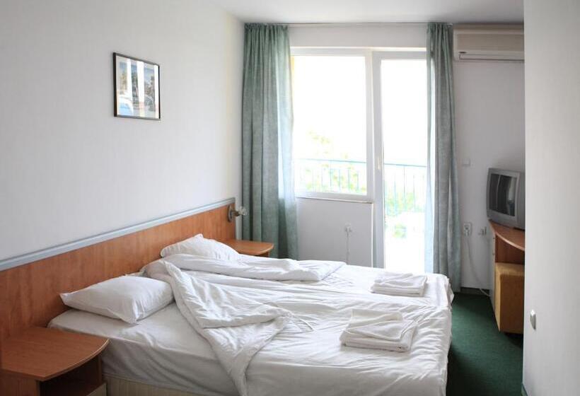Quarto Estandar com Sacada, R&g