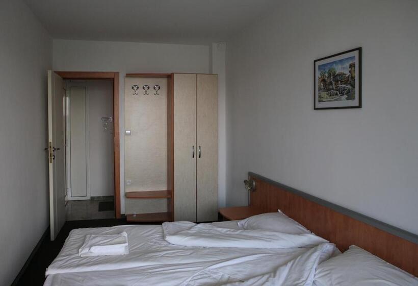Quarto Estandar com Sacada, R&g