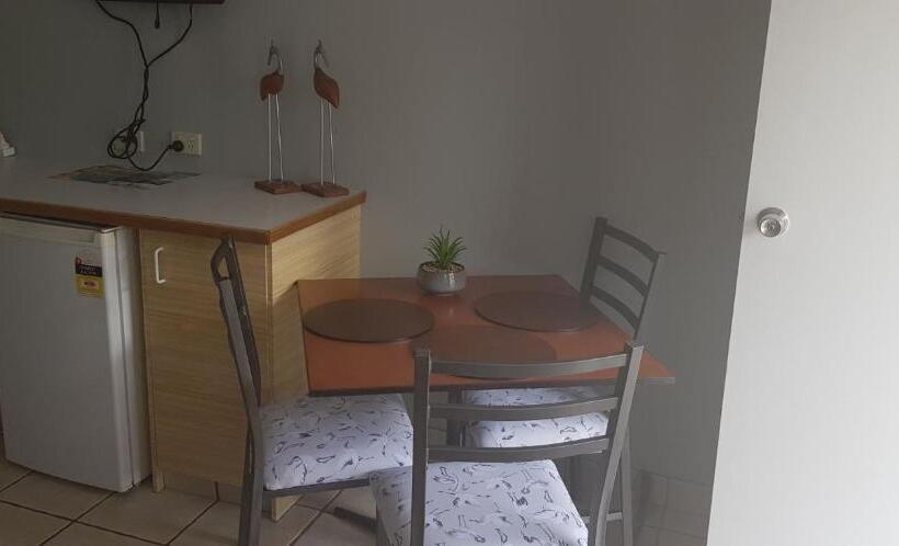 标准间带阳台, Limassol Motel