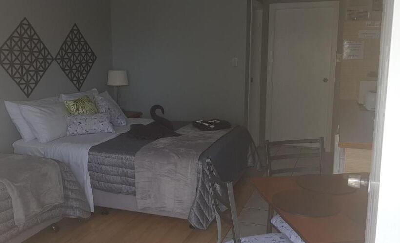 标准间带阳台, Limassol Motel