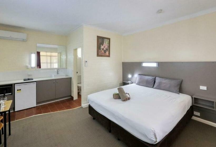 스탠다드 룸 킹사이즈 침대, Bishops Lodge Narrandera