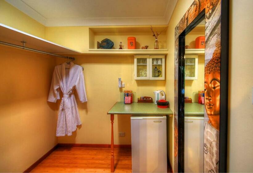 בית, חדר שינה 1, Maleny Tropical Retreat
