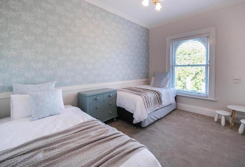 سوئیت با بالکن, Windarra On High