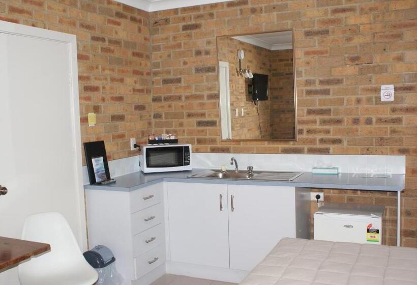 חדר סטנדרט, Hawks Nest Motel