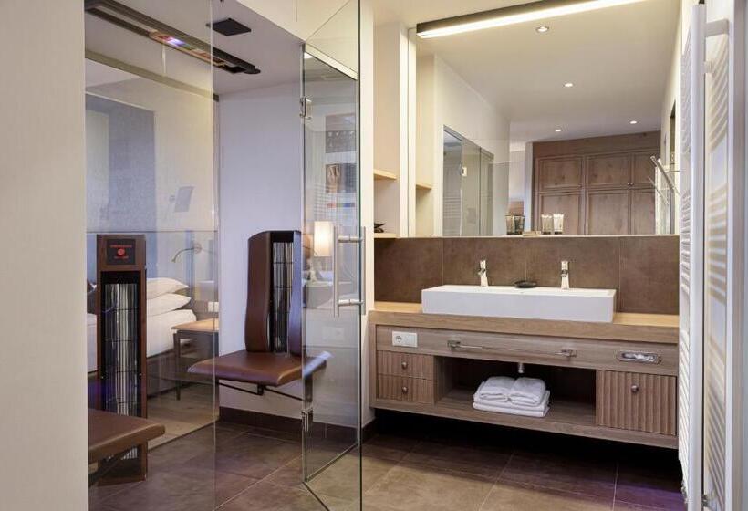 Номер Стандарт с Гидромассажем, Chalet Mirabell