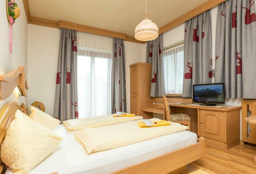 Номер Стандарт с Балконом, Landhotel Tharerwirt