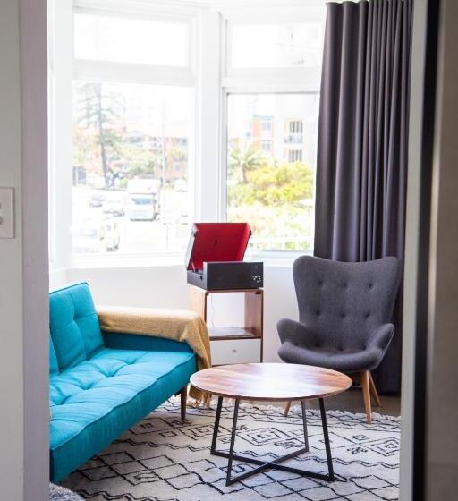 수피리어 스위트, The Pink Hotel Coolangatta