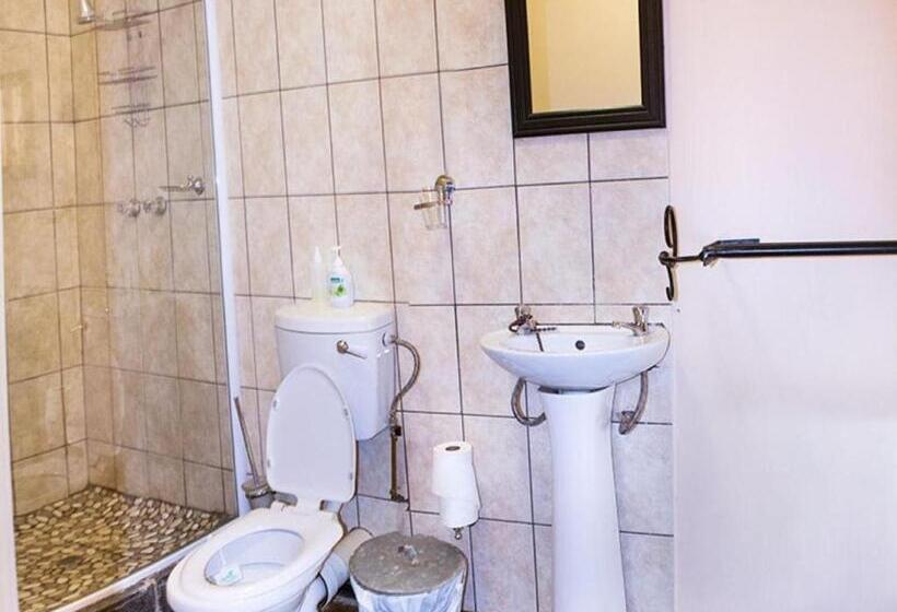 Семейный Номер, Paljas En Kandas Guest House