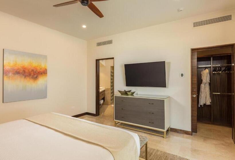 海の見える１ベッドルームアパートメント, Beachfront 2 Bdrm Condo In Exclusive Diamante Golf
