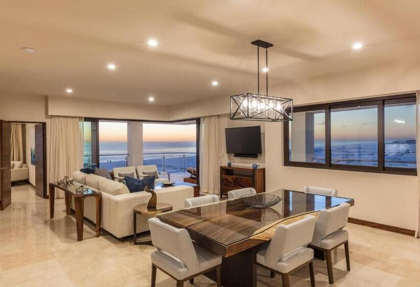 海の見える１ベッドルームアパートメント, Beachfront 2 Bdrm Condo In Exclusive Diamante Golf