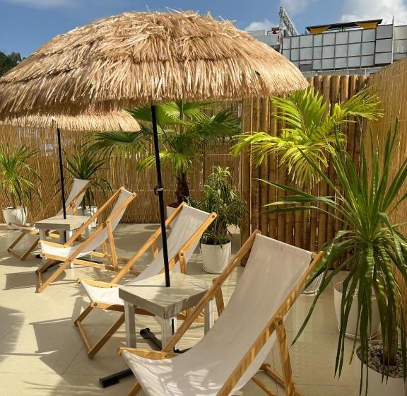 سوییت لوکس, Caleo Boracay Island Station 3