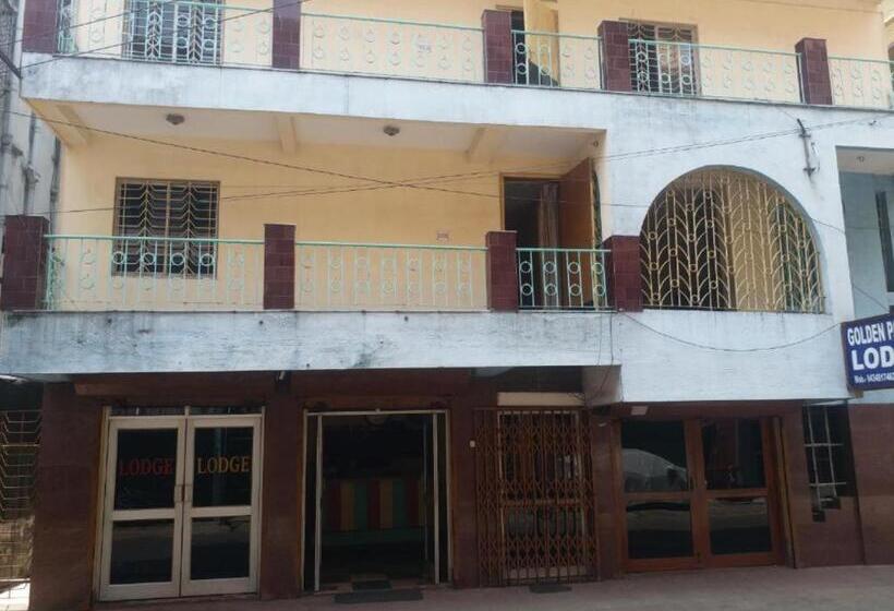 标准间, Golden Palace Lodge