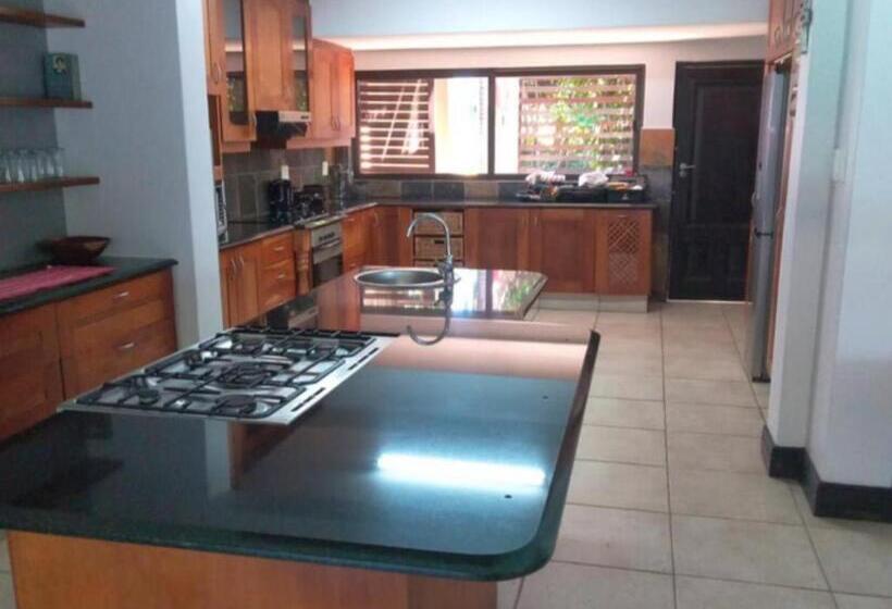 خانه 1 خوابه, Casa Bali Resort