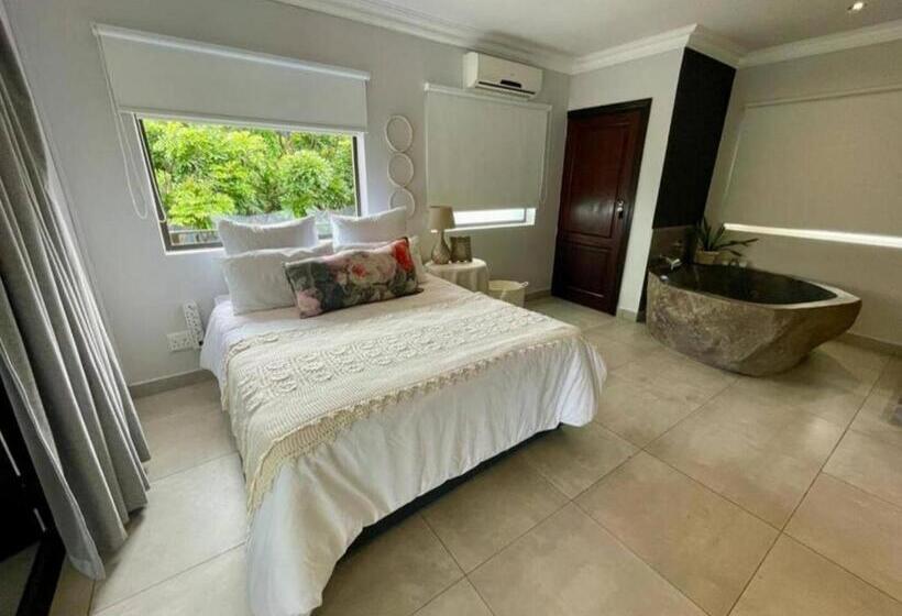 ویلای لوکس 1 خوابه, Casa Bali Resort