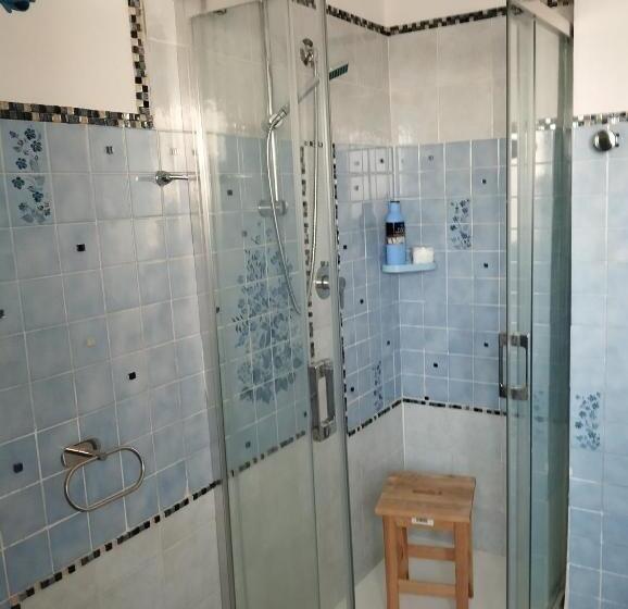 اتاق استاندارد, La Maddalena B&b Da Marco