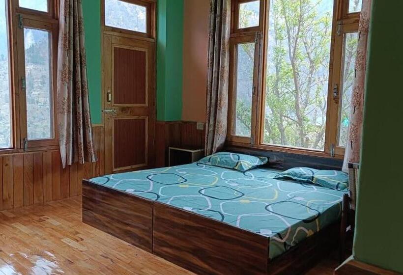발코니 디럭스 룸, Tatvamasi Living