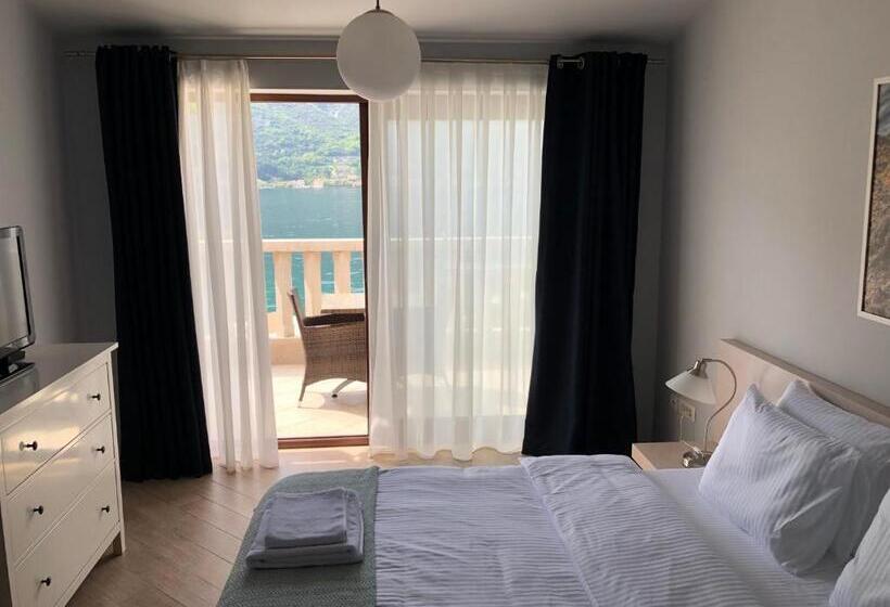 استودیوی استاندارد با چشم‌انداز دریا, Turquoise Beachside Apartments