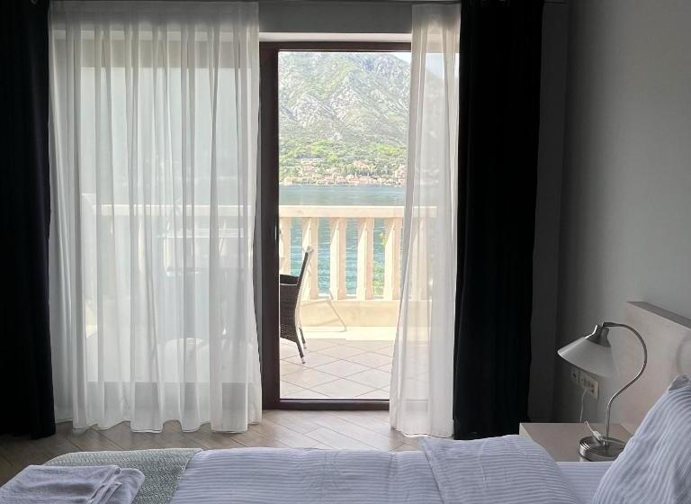 استودیوی استاندارد با چشم‌انداز دریا, Turquoise Beachside Apartments