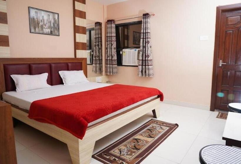 디럭스 룸, Shubh Shree Bilaspur