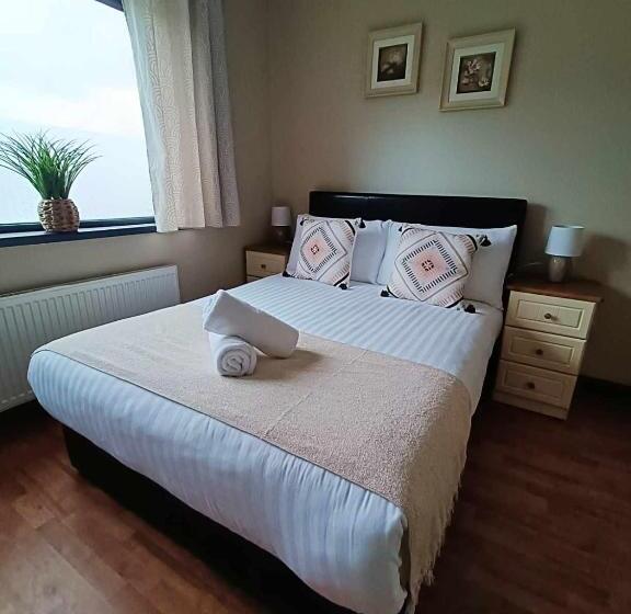 اتاق استاندارد سه نفره, Dingle Atlantic Lodge B&b