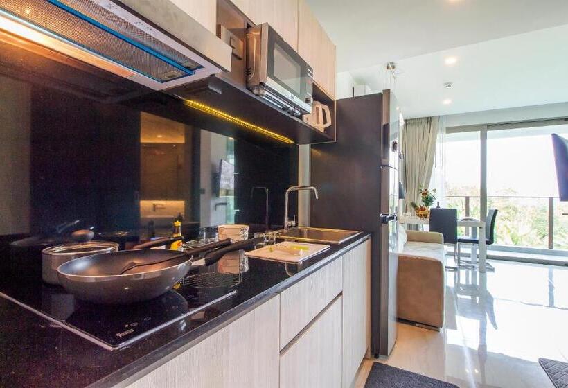 استودیوی استاندارد با چشم‌انداز دریا, Amazing Seaview 1br Codo @ Kamala Becach