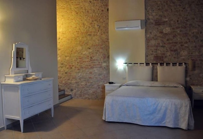 Номер Стандарт Трехместный, Arnolfo B&b
