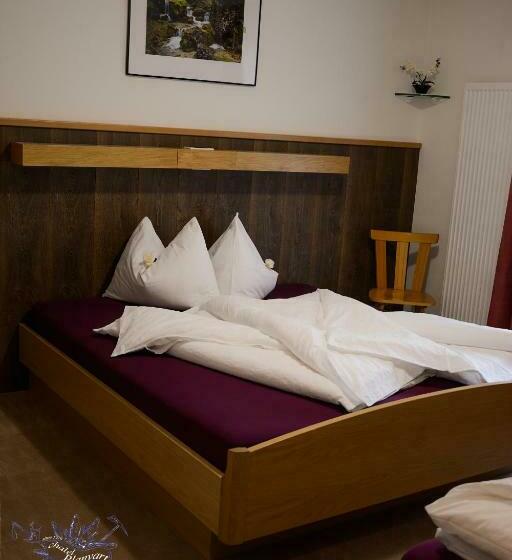 Quarto Triplo Estandar com Sacada, Chalet Planvart