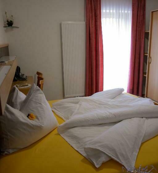 Quarto Estandar com Sacada, Chalet Planvart