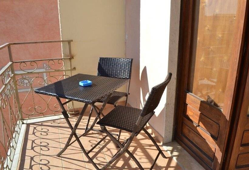 اتاق استاندارد, Sa Marina