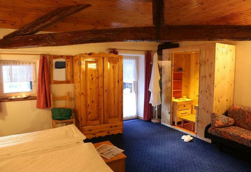 주니어 스위트, Albergo Due Spade