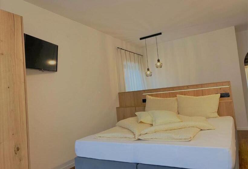 Студия Стандарт, Residence Winklgut