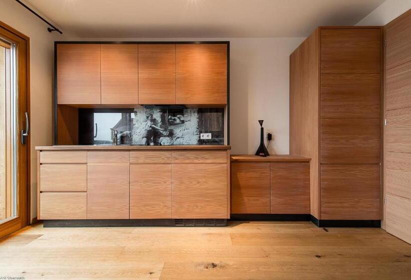 Апартаменты 1 Спальня с Балконом, Pension Haus Tirol