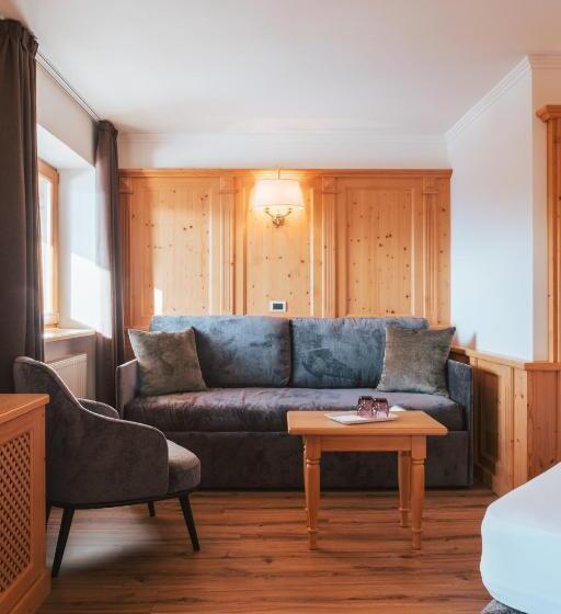 Полулюкс, Parkhotel Holzerhof