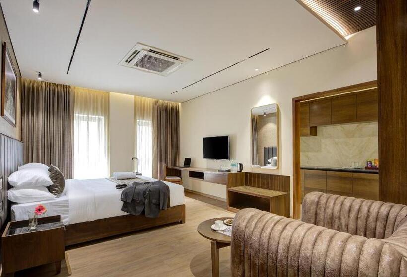 Студия Стандарт, Lance 21   Ashok Nagar