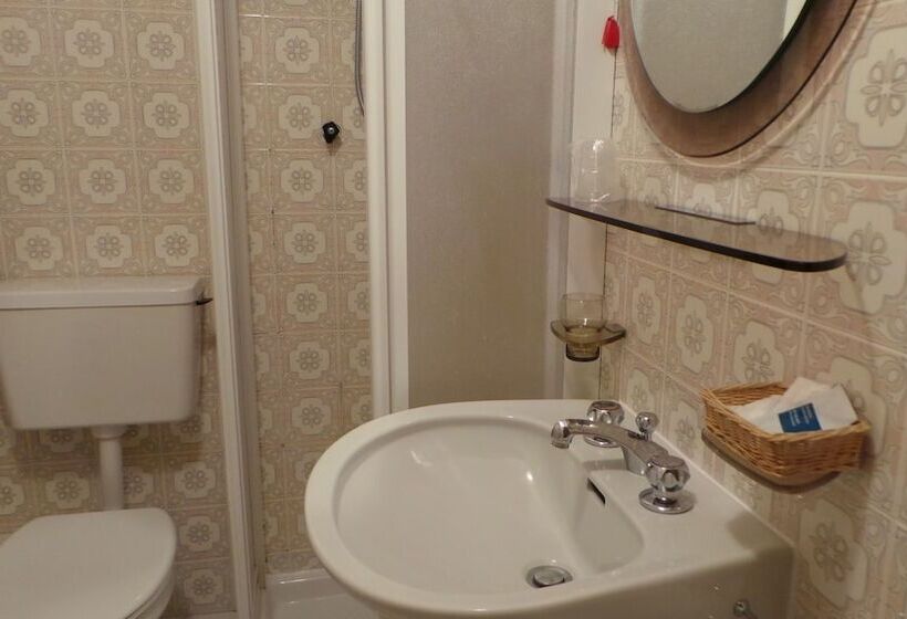 经济房, Albergo Antico