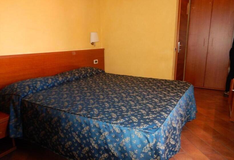 スーペリアールーム, Albergo Dei Leoni
