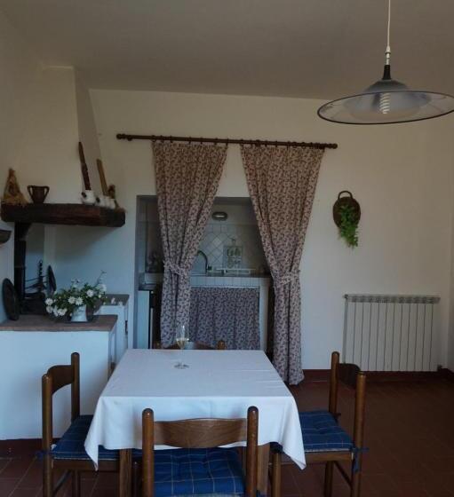 庭の見える１ベッドルームアパートメント, Casa Lucia In Chianti