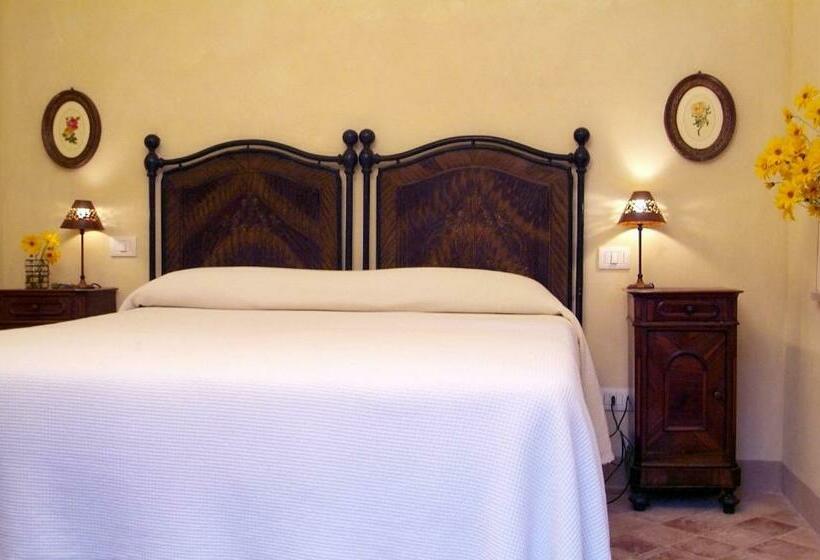 スーペリアールーム, La Tavola Dei Cavalieri