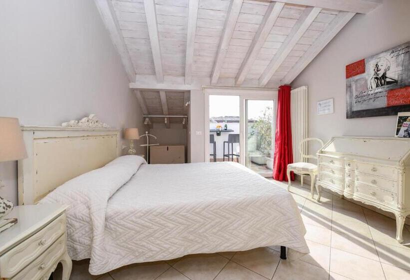 Номер Стандарт Вид на Озеро, Le Rêve   Lake View Rooms
