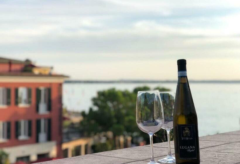 Номер Стандарт Вид на Озеро, Le Rêve   Lake View Rooms